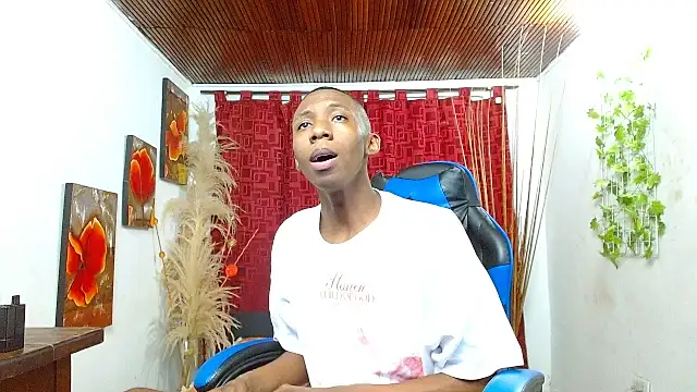 milo018 online show from 03-04-26, 09:22