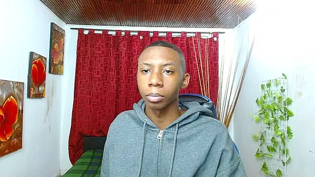 milo018 online show from 04-17-26, 08:33