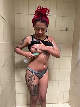 Snapshot of poyson_ivy chatting on 02-23-26, 09:37 poyson ivy online show from 02-23-26, 09:37