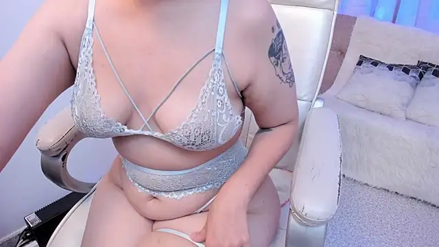 Chloe Noire online show from 03-31-26, 11:34