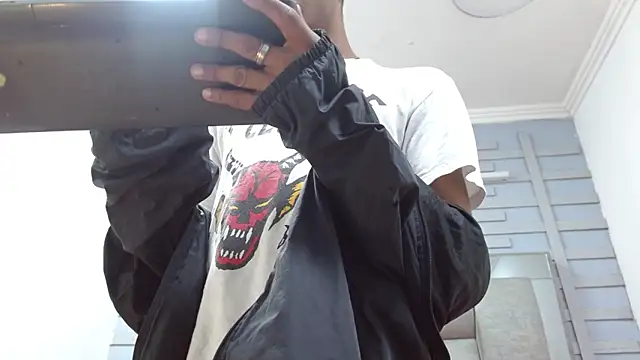 Santiago Ortiz  online show from 03-06-26, 01:39