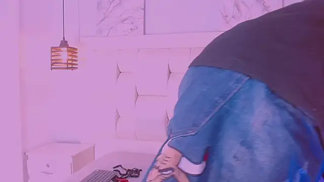 Santiago Ortiz  online show from 03-21-26, 09:30