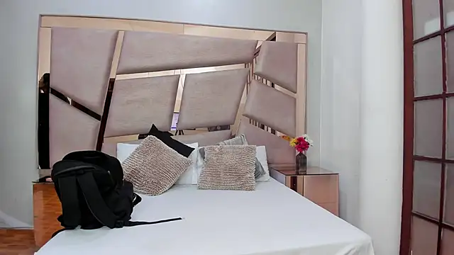 Kendal Lane online show from 03-27-26, 07:15