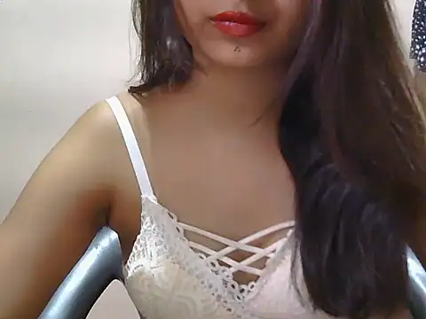 sassy slut 69 online show from 04-21-26, 12:01