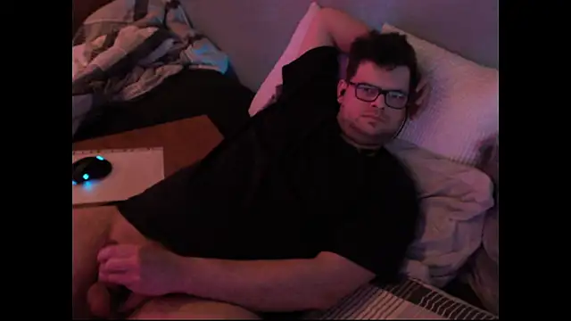 Whyteshadow4235 online show from 03-01-26, 07:58