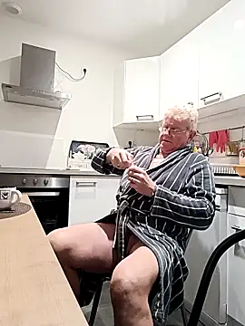 olivbisoumis online show from 03-24-26, 05:40