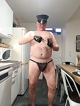 olivbisoumis online show from 04-16-26, 05:08