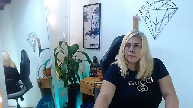 Snapshot of eva_colen50 chatting on 04-02-26, 06:14 eva colen50 online show from 04-02-26, 06:14