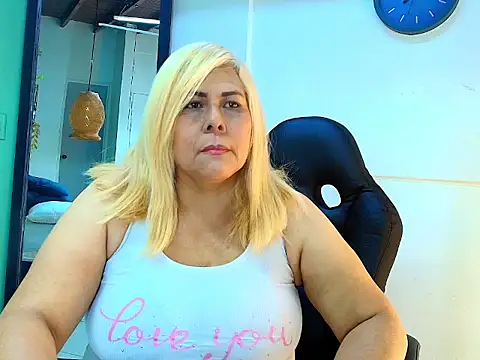 Snapshot of eva_colen50 chatting on 03-07-26, 06:13 eva colen50 online show from 03-07-26, 06:13