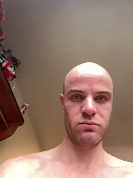 Snapshot of Powerbottomdom chatting on 02-25-26, 04:29 Powerbottomdom online show from 02-25-26, 04:29