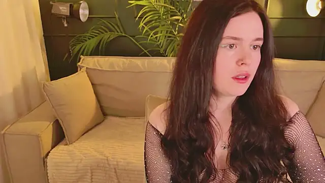 JustMira online show from 05-03-26, 10:46