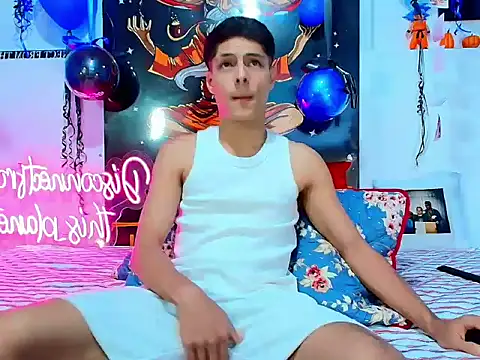 Snapshot of Eliassalvatore_ chatting on 02-27-26, 08:52 Eliassalvatore online show from 02-27-26, 08:52