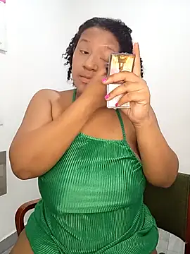 gigiblue89 online show from 05-08-26, 10:52
