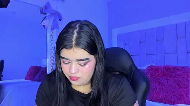 AnniJones online show from 04-18-26, 03:09