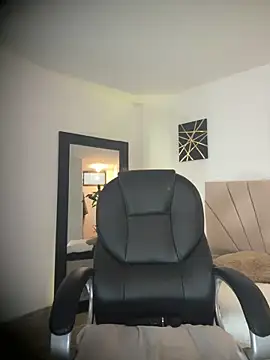 sara stormy online show from 04-10-26, 06:15