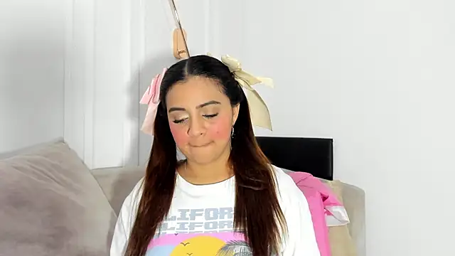 DulceQueen1 online show from 04-27-26, 12:58