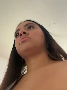 DulceQueen1 online show from 05-22-26, 01:09