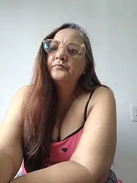 Snapshot of Noemipopi chatting on 06-07-26, 01:16 Noemipopi online show from 06-07-26, 01:16