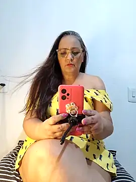 Noemipopi online show from 04-18-26, 11:05