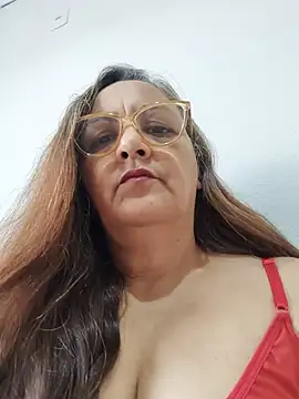 Noemipopi online show from 05-30-26, 04:23