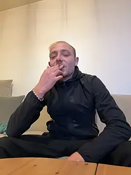 Crevette311 online show from 11-26-25, 09:04