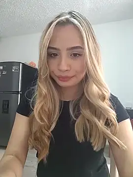 Snapshot of Bebitafiu69 chatting on 02-20-26, 04:31 Bebitafiu69 online show from 02-20-26, 04:31