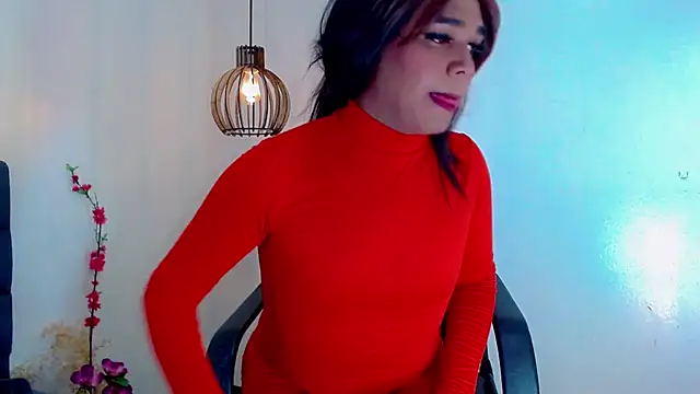 Snapshot of Luisa_Fernanda__ chatting on 02-27-26, 06:52 Luisa Fernanda online show from 02-27-26, 06:52