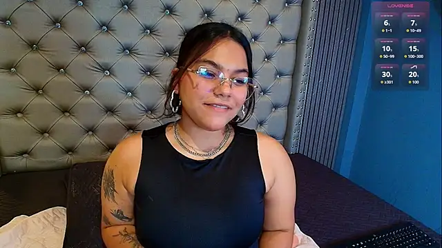 NAOMI cute  online show from 03-25-26, 06:07