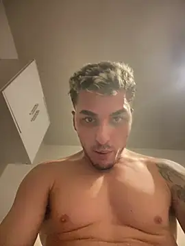 Snapshot of litlleboyeus chatting on 03-01-26, 07:47 litlleboyeus online show from 03-01-26, 07:47