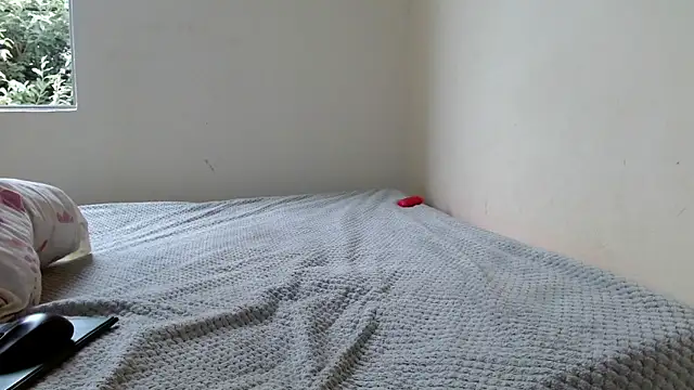  online show from 03-10-26, 01:48