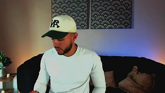 Daniel kingx online show from 03-17-26, 01:58