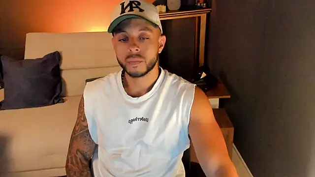 Daniel kingx online show from 04-13-26, 01:37