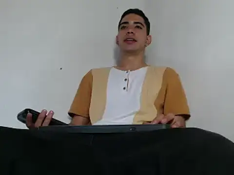 Kratoswolf online show from 07-13-26, 03:55