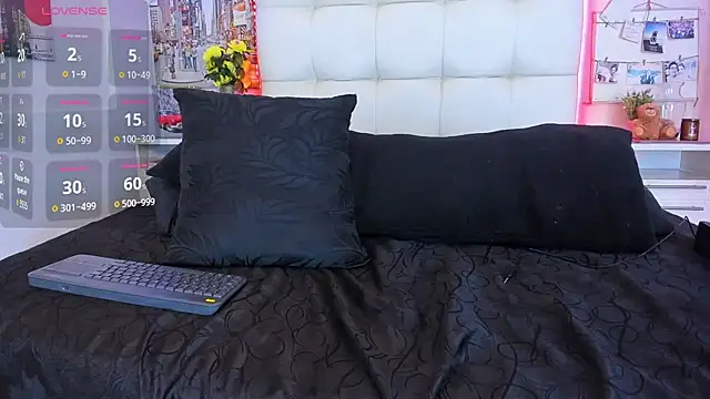 SharonTygaX online show from 06-25-26, 02:31