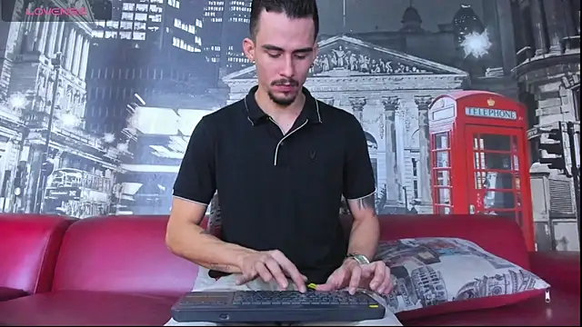 SharonTygaX online show from 04-16-26, 10:34