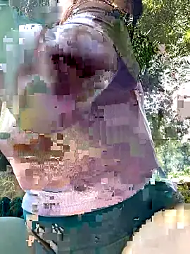 yissela92 online show from 03-08-26, 03:15