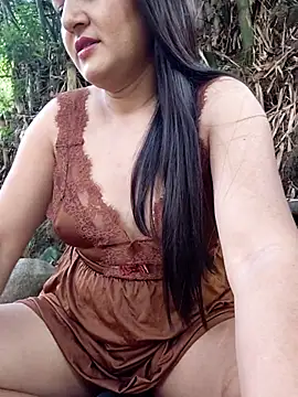 yissela92 online show from 02-22-26, 02:41