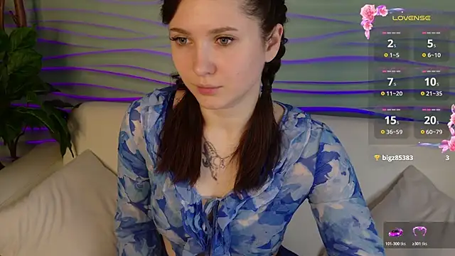 Snapshot of Tiny_BunnyX chatting on 03-01-26, 07:30 Tiny BunnyX online show from 03-01-26, 07:30