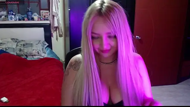 Cammile  Iryna online show from 06-22-26, 02:39