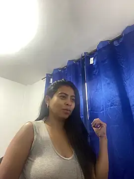 Snapshot of karla-hank chatting on 02-23-26, 11:55 karla-hank online show from 02-23-26, 11:55