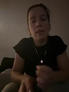 Snapshot of Melu12 chatting on 04-08-26, 10:44 Melu12 online show from 04-08-26, 10:44