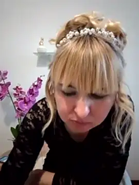 Snapshot of -Nefertiti- chatting on 03-02-26, 04:02 -Nefertiti- online show from 03-02-26, 04:02