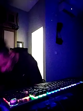 UcEng Lab online show from 03-01-26, 06:30