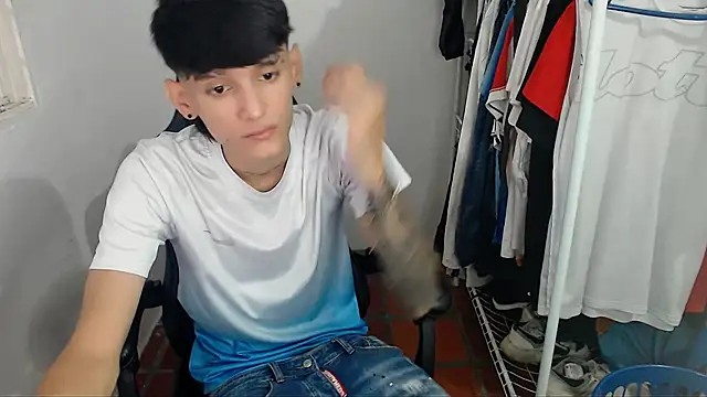 Snapshot of BOY-767 chatting on 03-03-26, 01:45 BOY-767 online show from 03-03-26, 01:45