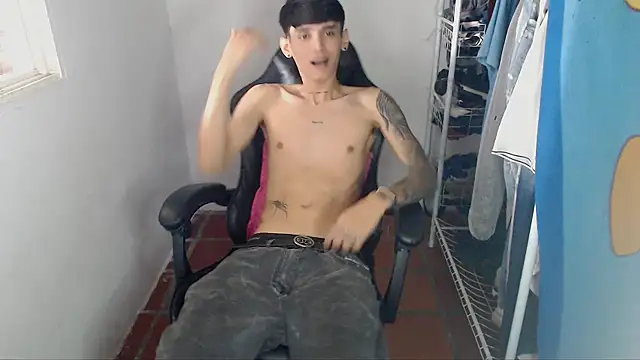 Snapshot of BOY-767 chatting on 02-24-26, 07:15 BOY-767 online show from 02-24-26, 07:15