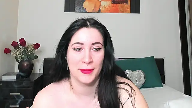 GoldenLunaa online show from 04-07-26, 04:36