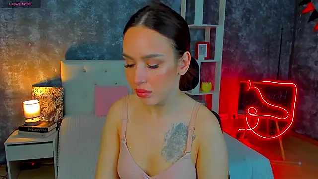 tina xx tina online show from 04-10-26, 01:45