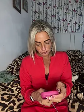 ScarlettGold  online show from 03-27-26, 01:34