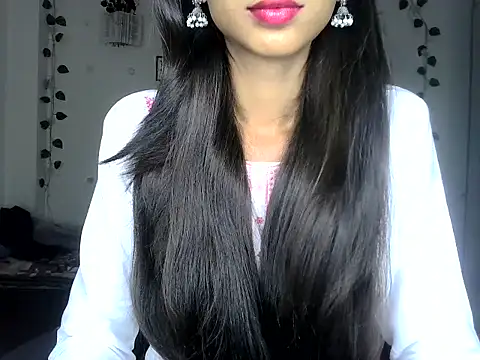 Snapshot of SIKSHA_SINGH chatting on 05-28-26, 06:58 SIKSHA SINGH online show from 05-28-26, 06:58