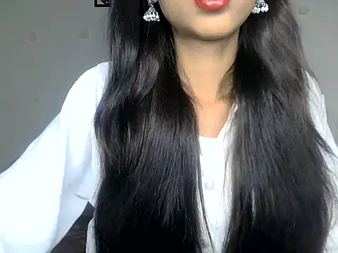 Snapshot of SIKSHA_SINGH chatting on 04-26-26, 07:00 SIKSHA SINGH online show from 04-26-26, 07:00